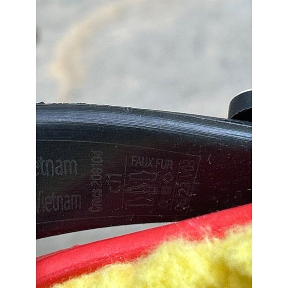 C11 Crocs Classic Lined Red Clogs Shoes Disney Mickey Mouse 208104-063 - Picture 6 of 7